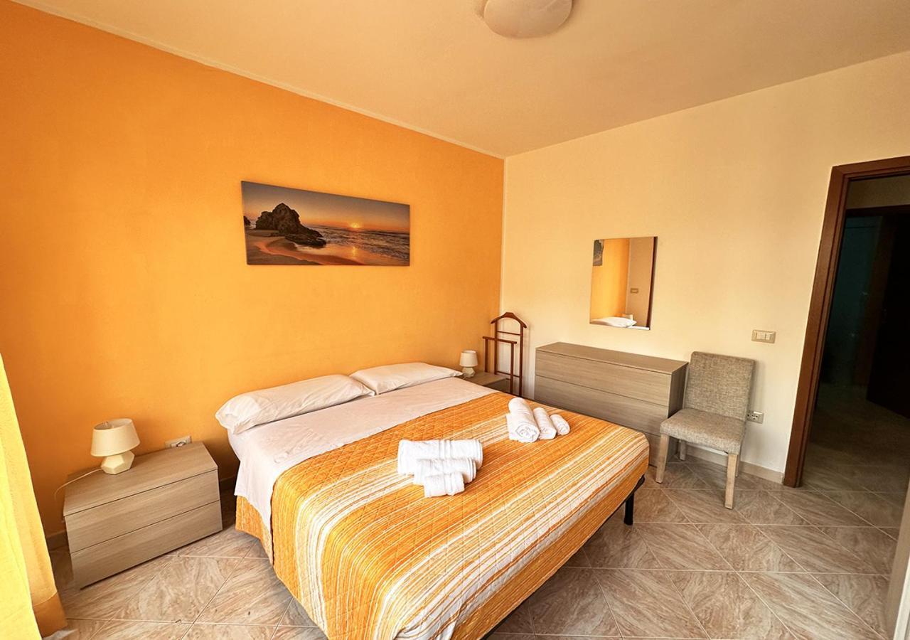 Murphy Holiday Home - Residenza Guardia Vecchia La Maddalena  Bagian luar foto